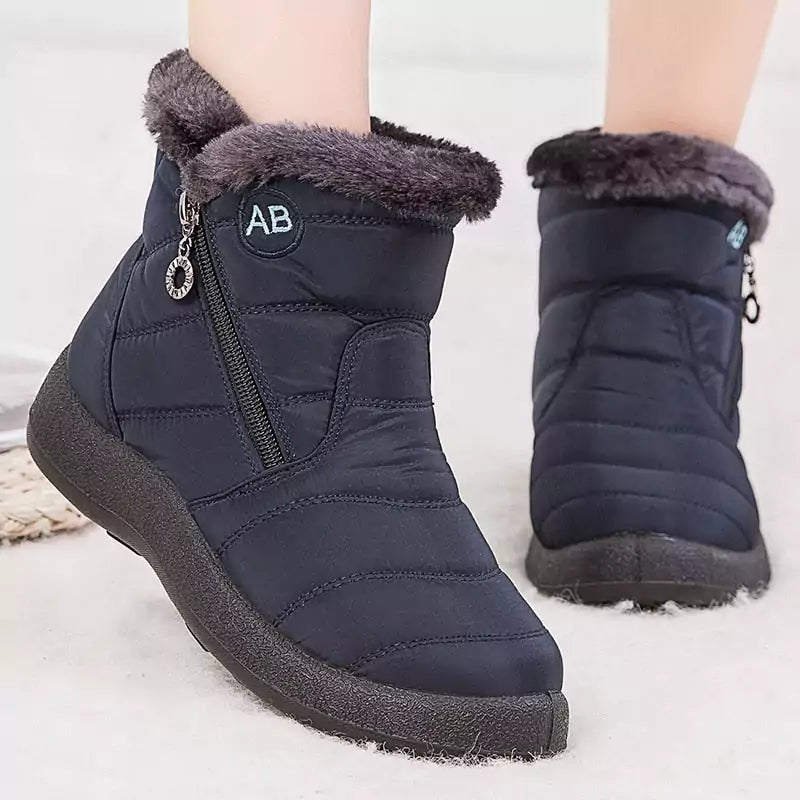 Bota de Inverno Casual Cano Alto a Prova D'água PlushyBoots | Ela Na Moda