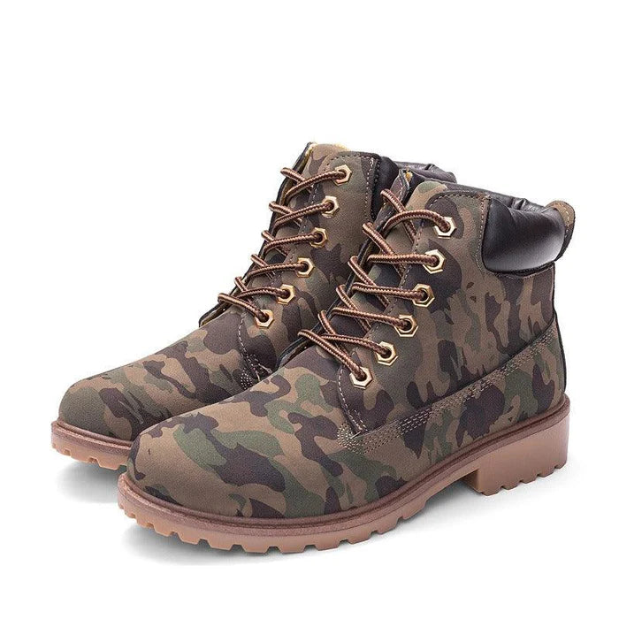 Bota Feminina de Inverno Cano Curto Camuflada - Corradini