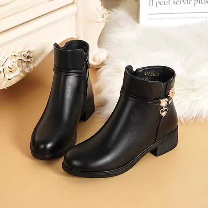 Bota de Inverno Pelúcida Impermeável - 2024 | Ela Na Moda